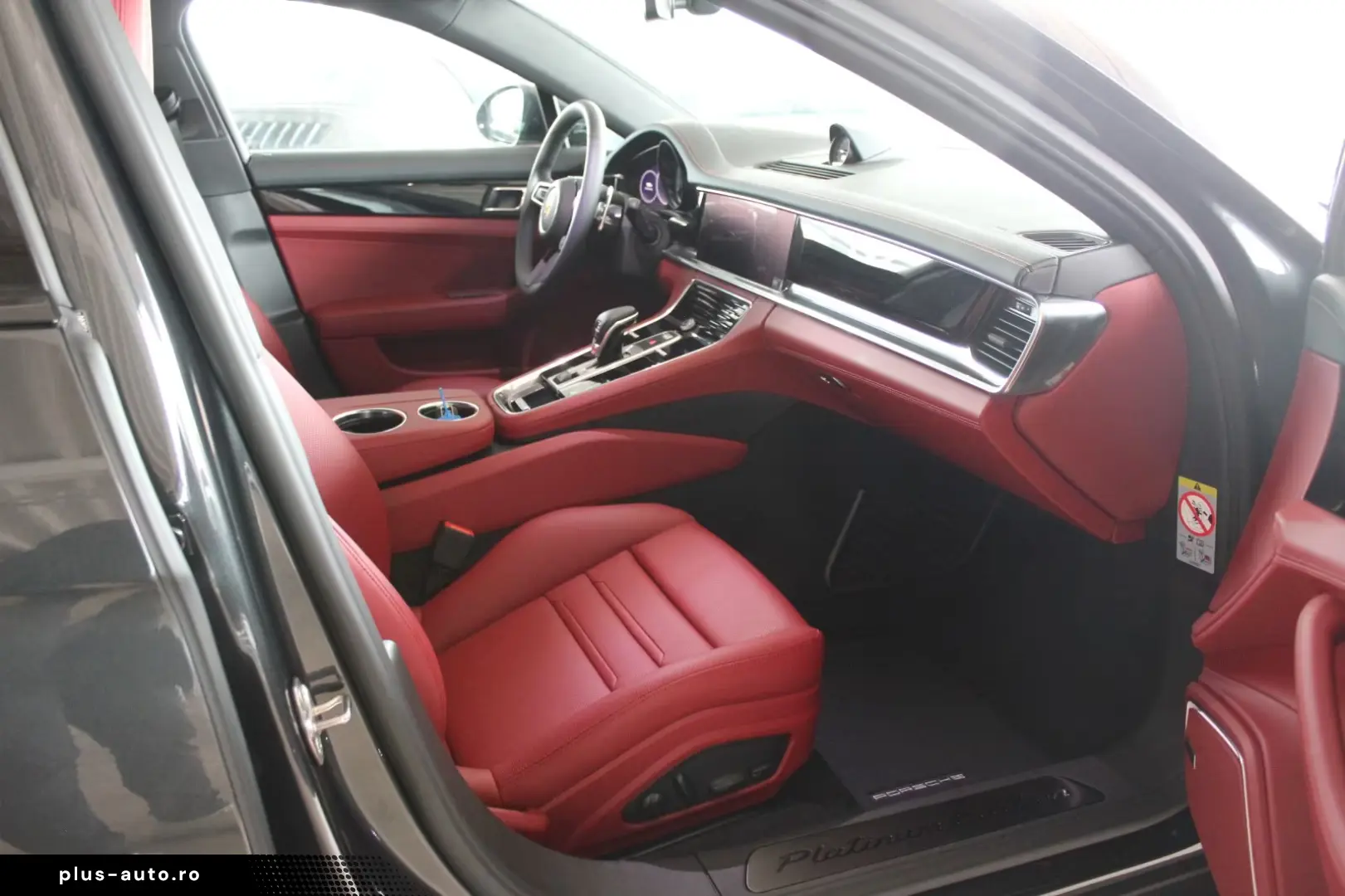 Porsche Panamera PlatinumEdition SportChrono Sportabgas