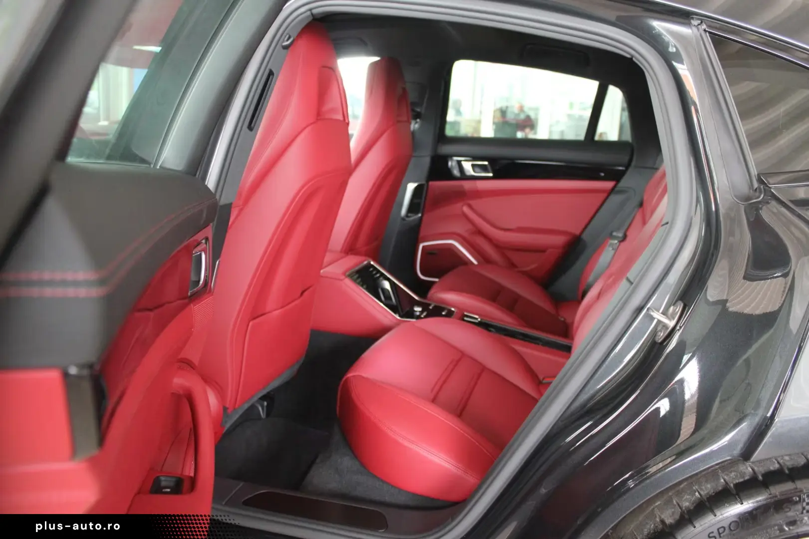 Porsche Panamera PlatinumEdition SportChrono Sportabgas