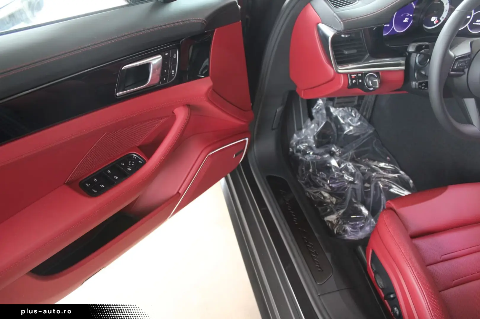 Porsche Panamera PlatinumEdition SportChrono Sportabgas