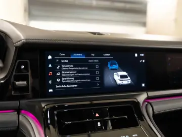 Porsche Panamera 4 InnoDrive passenger display BOSE