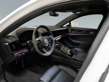 Porsche Panamera 4 InnoDrive passenger display BOSE