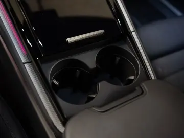 Porsche Panamera 4 InnoDrive passenger display BOSE