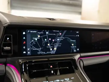 Porsche Panamera 4 InnoDrive passenger display BOSE