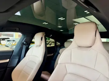 Porsche Taycan Performance HeadUP Panorama APPROVED