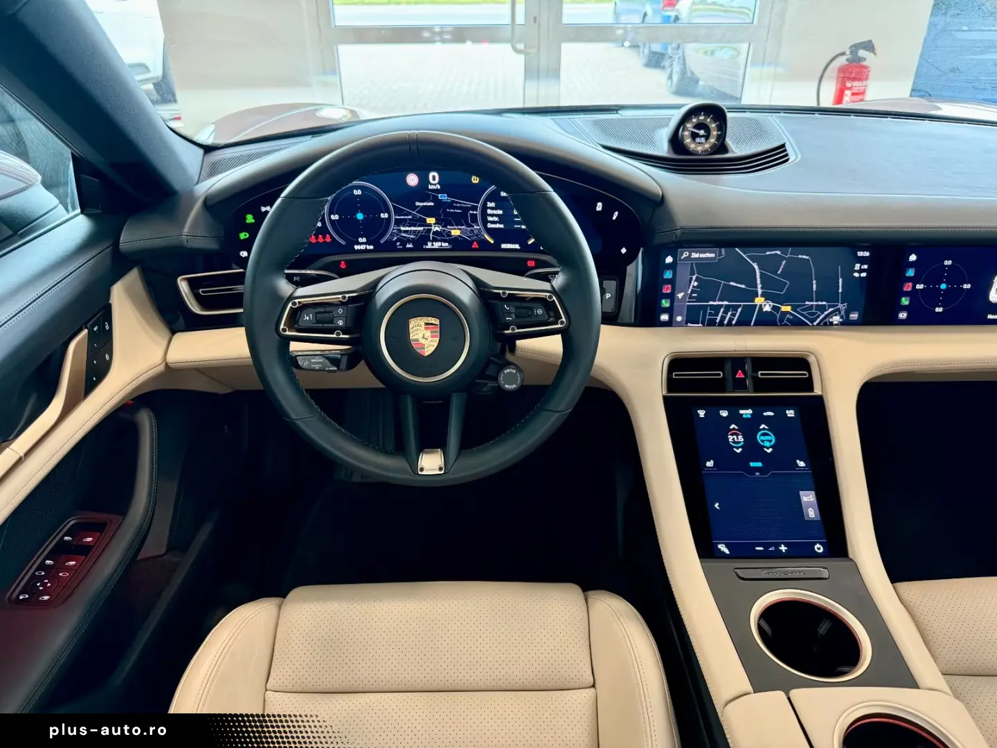 Porsche Taycan Performance HeadUP Panorama APPROVED