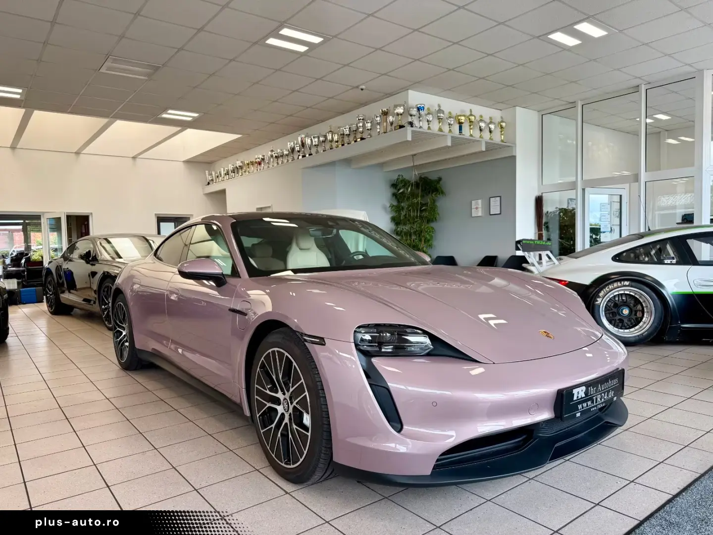 Porsche Taycan Performance HeadUP Panorama APPROVED