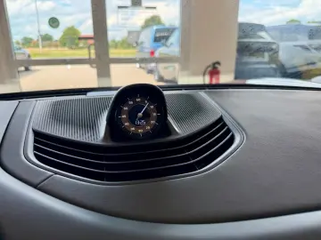 Porsche Taycan Performance HeadUP Panorama APPROVED