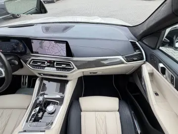 BMW X6 40xd MSPORT INDIVIDUAL 360 ACC HUD LASER AHK