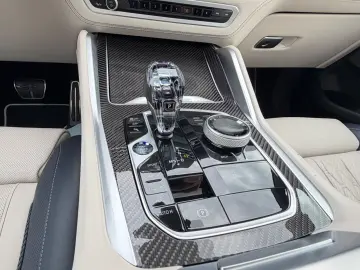 BMW X6 40xd MSPORT INDIVIDUAL 360 ACC HUD LASER AHK