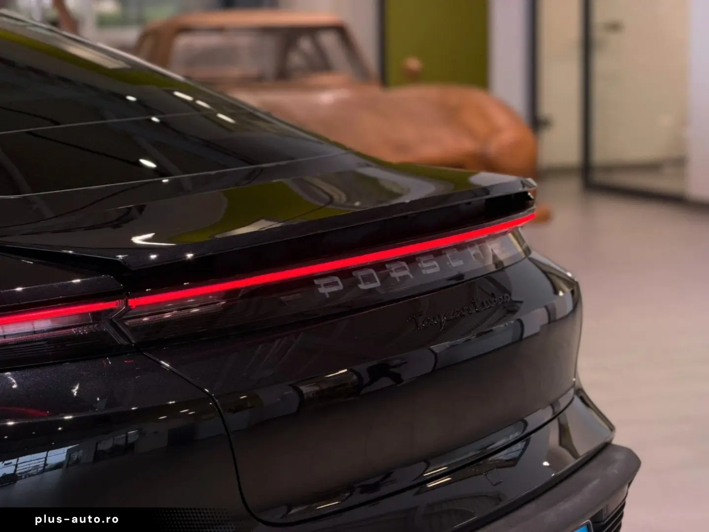 PORSCHE Taycan Turbo SBL SHZ Beifahrer Display Keramik