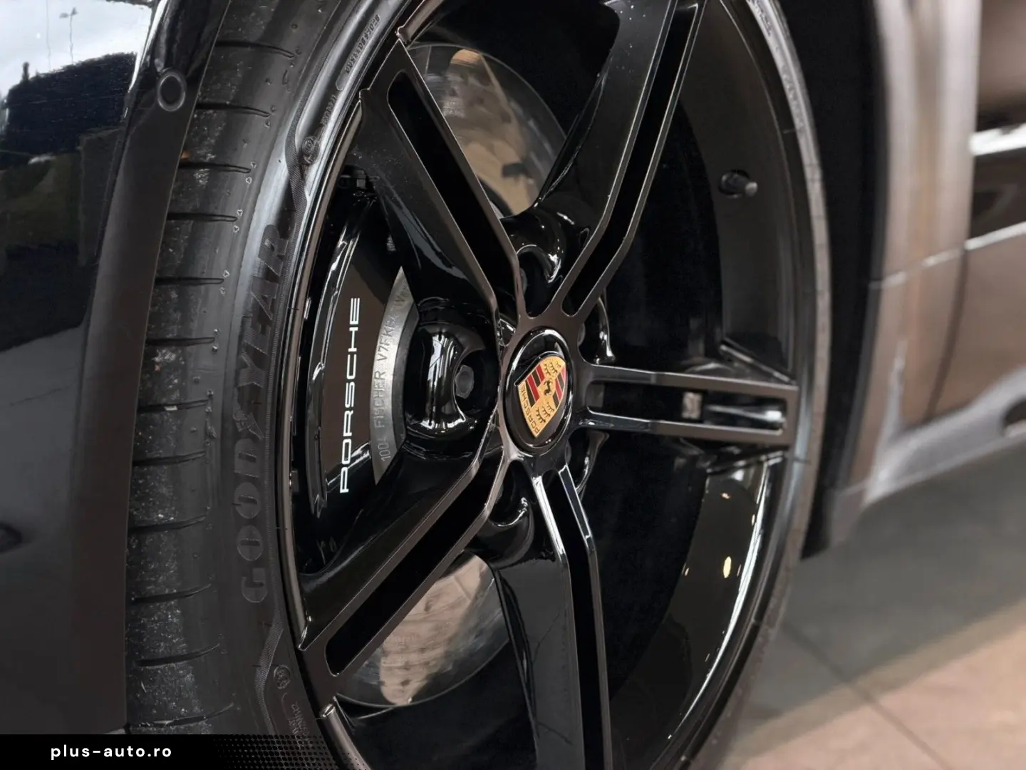 PORSCHE Taycan Turbo SBL SHZ Beifahrer Display Keramik