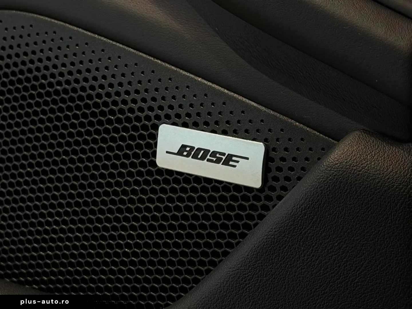 PORSCHE Taycan Turbo SBL SHZ Beifahrer Display Keramik