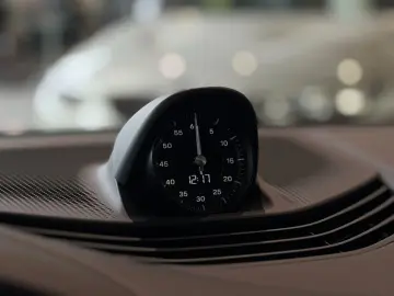 PORSCHE Taycan Turbo SBL SHZ Beifahrer Display Keramik