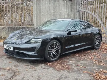 PORSCHE Taycan - Performance Batterie   Luftfederung