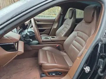 PORSCHE Taycan - Performance Batterie   Luftfederung