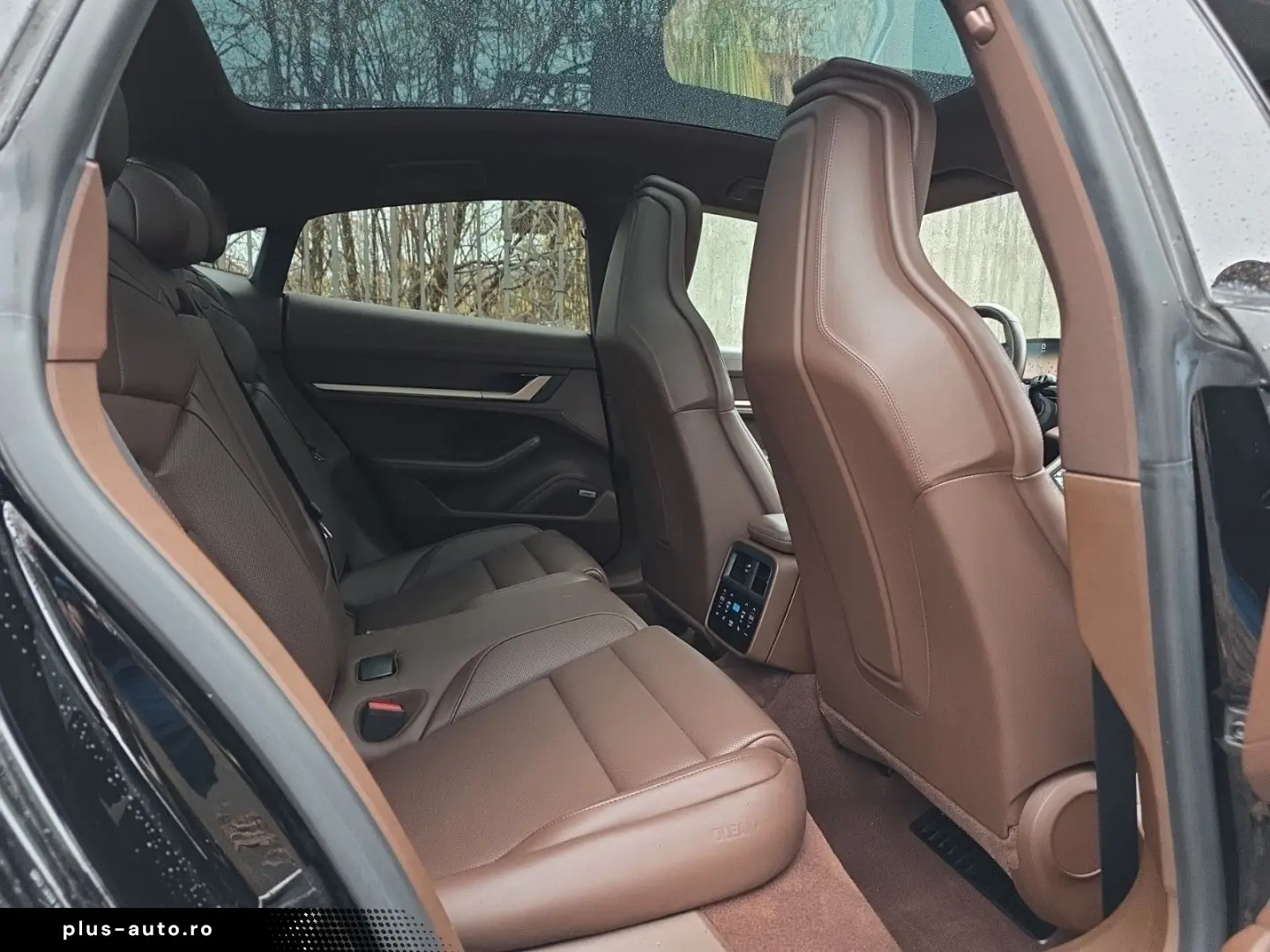 PORSCHE Taycan - Performance Batterie   Luftfederung