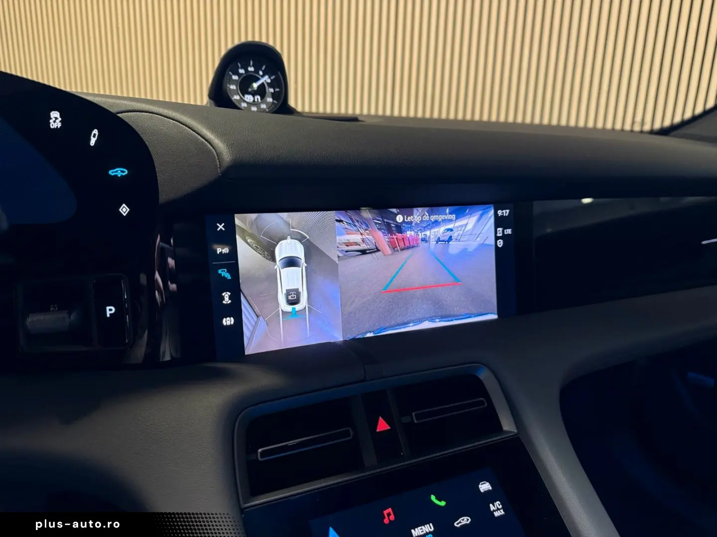 PORSCHE Taycan Performance 93 kWh-PANO-LUFT-SPORT CHRONO