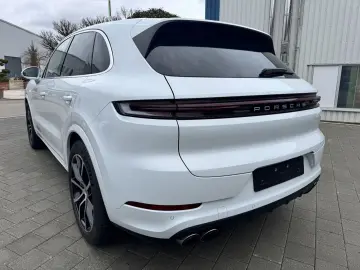 PORSCHE Cayenne SportDesign   21-Zoll   Pano   Mod.2024