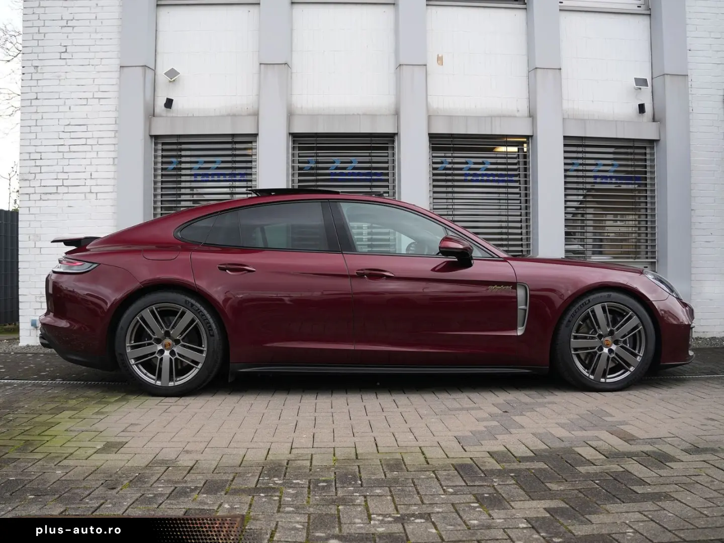 PORSCHE Panamera 4 E-Hybrid Platinum Edition PANO-MY2023
