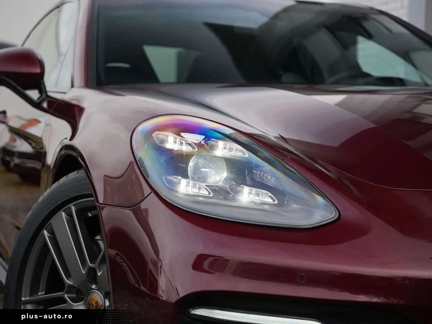 PORSCHE Panamera 4 E-Hybrid Platinum Edition PANO-MY2023