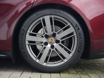 PORSCHE Panamera 4 E-Hybrid Platinum Edition PANO-MY2023