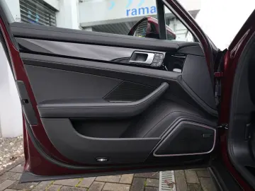 PORSCHE Panamera 4 E-Hybrid Platinum Edition PANO-MY2023