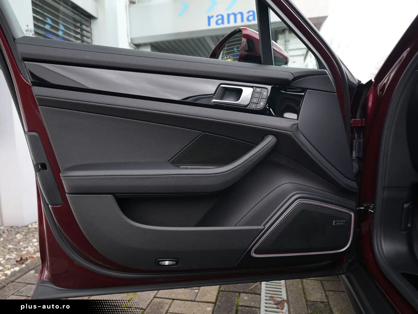 PORSCHE Panamera 4 E-Hybrid Platinum Edition PANO-MY2023