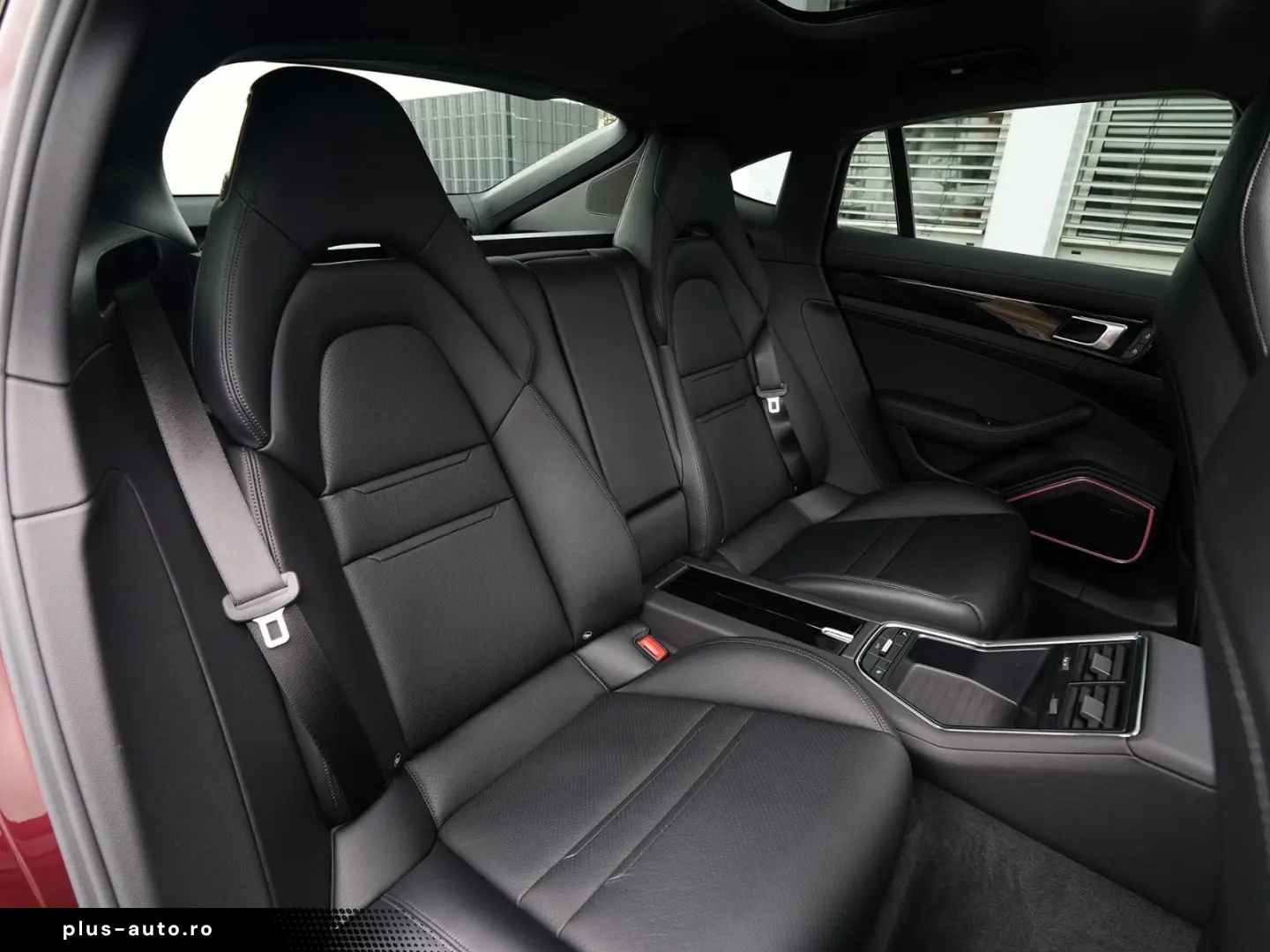 PORSCHE Panamera 4 E-Hybrid Platinum Edition PANO-MY2023