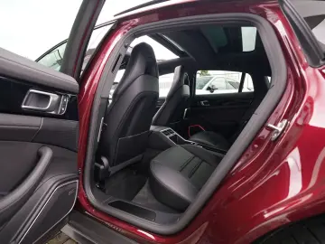 PORSCHE Panamera 4 E-Hybrid Platinum Edition PANO-MY2023