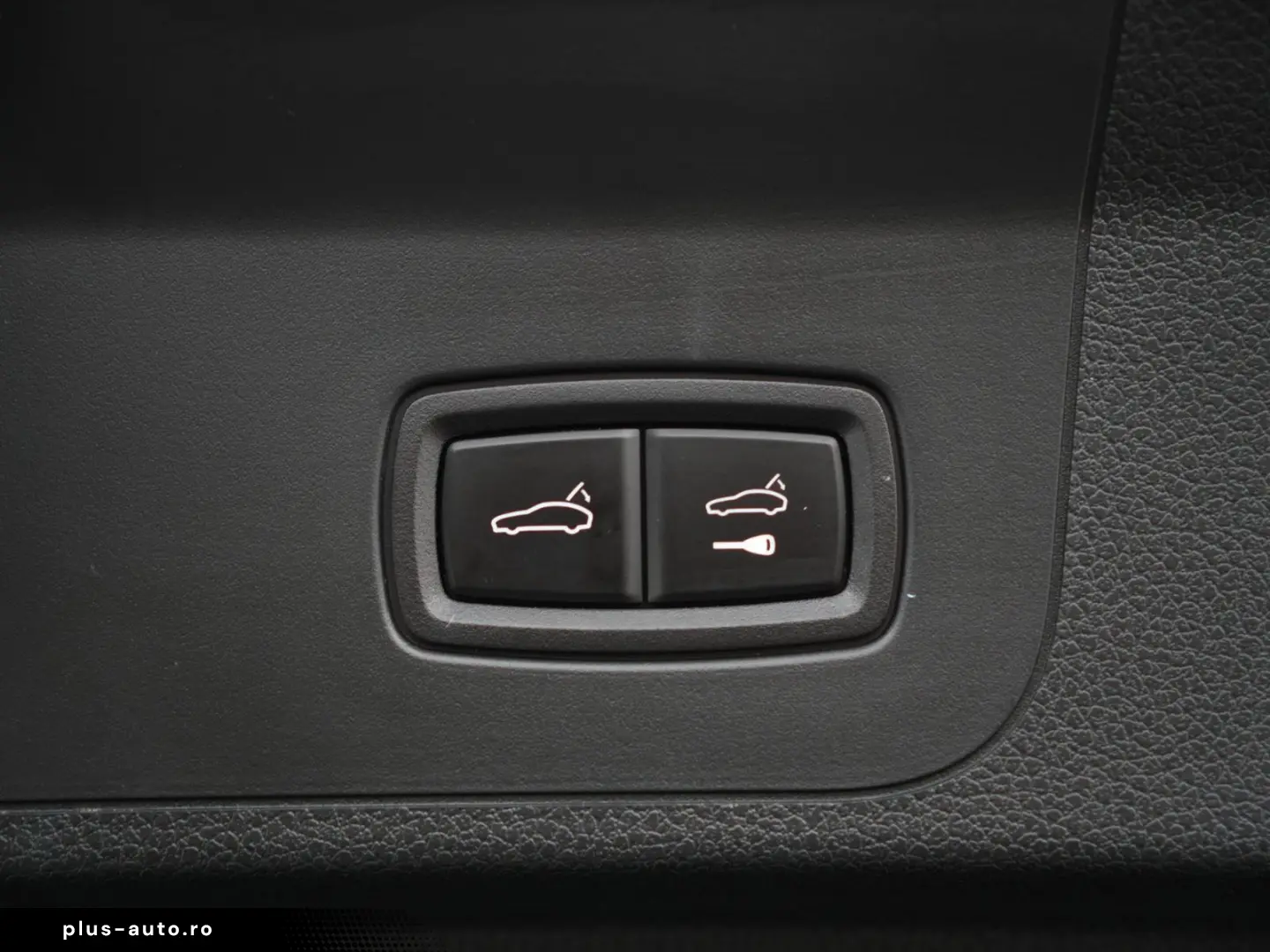 PORSCHE Panamera 4 E-Hybrid Platinum Edition PANO-MY2023