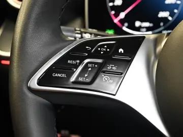 Mercedes-Benz GLC 300 e 4M Avantgarde Advanced