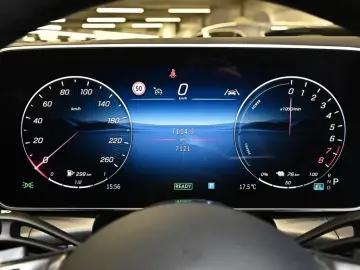 Mercedes-Benz GLC 300 e 4M Avantgarde Advanced