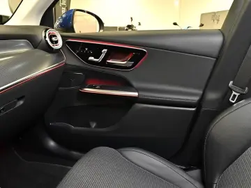 Mercedes-Benz GLC 300 e 4M Avantgarde Advanced