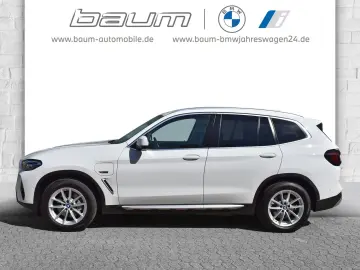 BMW X3 xDrive30e DAB LED WLAN Parkassistent AHK Shz