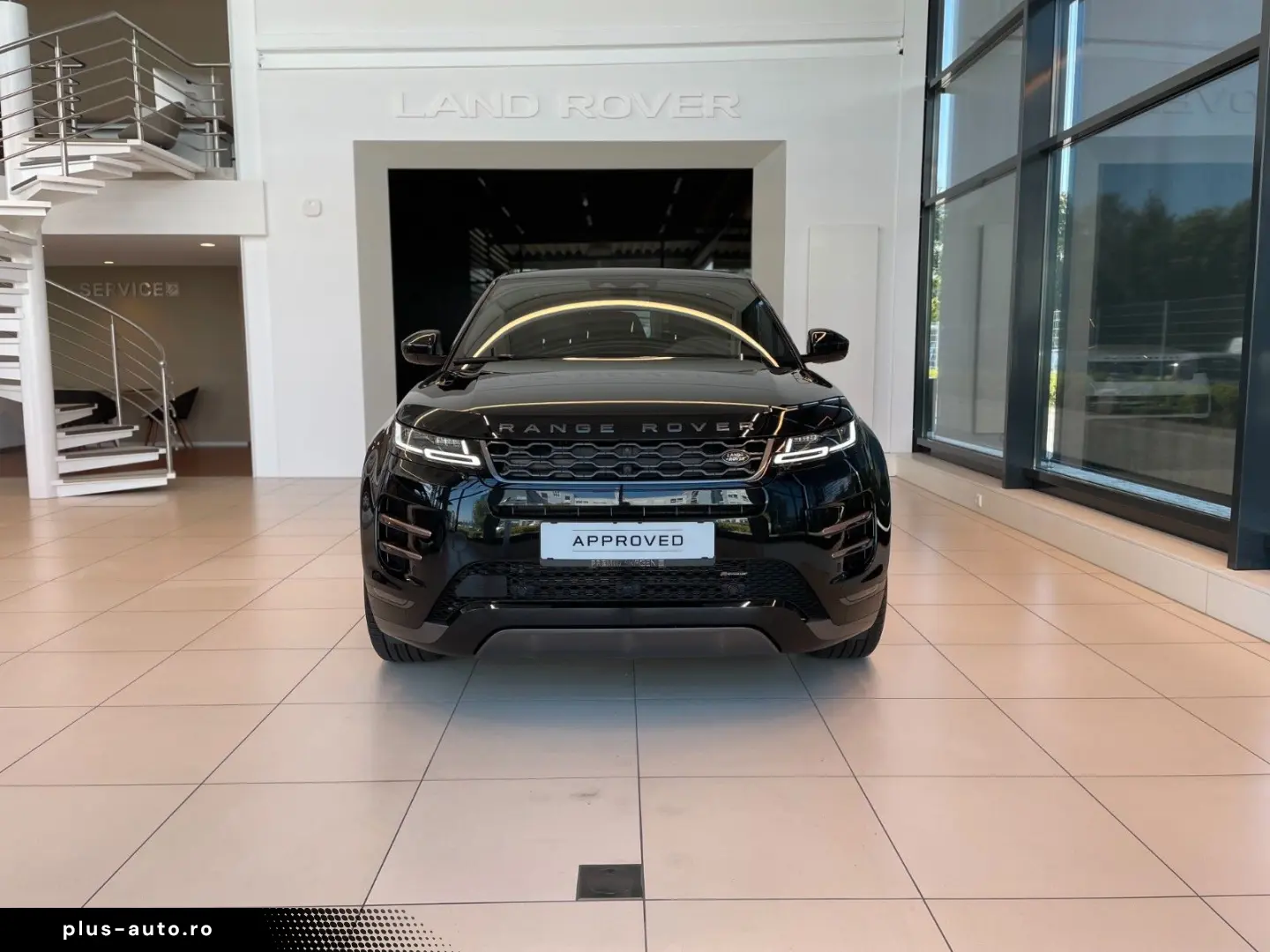 LAND ROVER R-Dynamic SE  Pano Winter 20  Black Keyless ACC