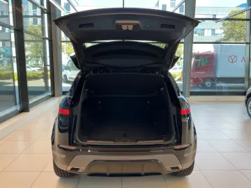 LAND ROVER R-Dynamic SE  Pano Winter 20  Black Keyless ACC