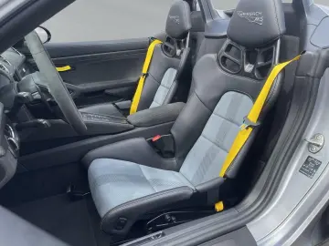 PORSCHE 718 Spyder RS WEISSACH CARBON SPORT-CHRONO LIFT