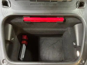 PORSCHE 718 Spyder RS WEISSACH CARBON SPORT-CHRONO LIFT