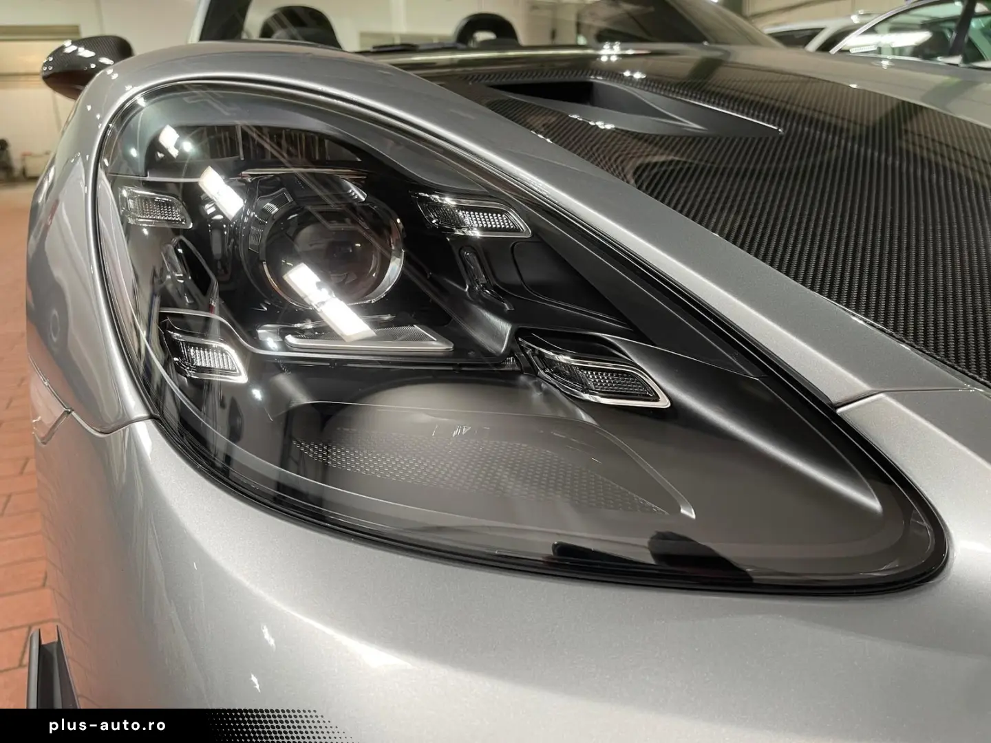 PORSCHE 718 Spyder RS WEISSACH CARBON SPORT-CHRONO LIFT