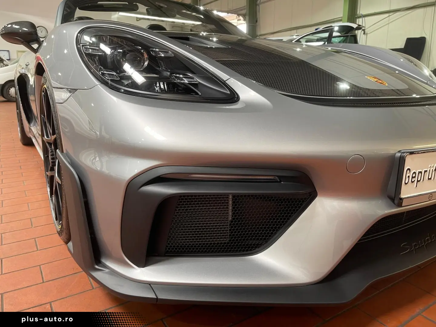 PORSCHE 718 Spyder RS WEISSACH CARBON SPORT-CHRONO LIFT