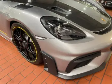 PORSCHE 718 Spyder RS WEISSACH CARBON SPORT-CHRONO LIFT