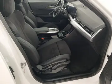 BMW iX1 xDrive30 M Sport Kamera Driv.Assist LED