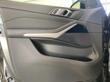BMW X5 xDrive30d xLine 20  LC Prof. HUD HiFi DAB Pan