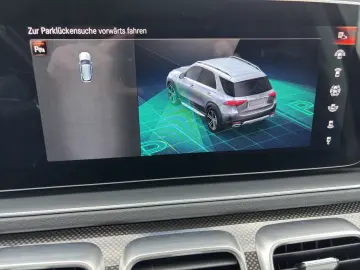 MERCEDES-BENZ GLE 350 e 4M AMG Airmatic AHK Panodach