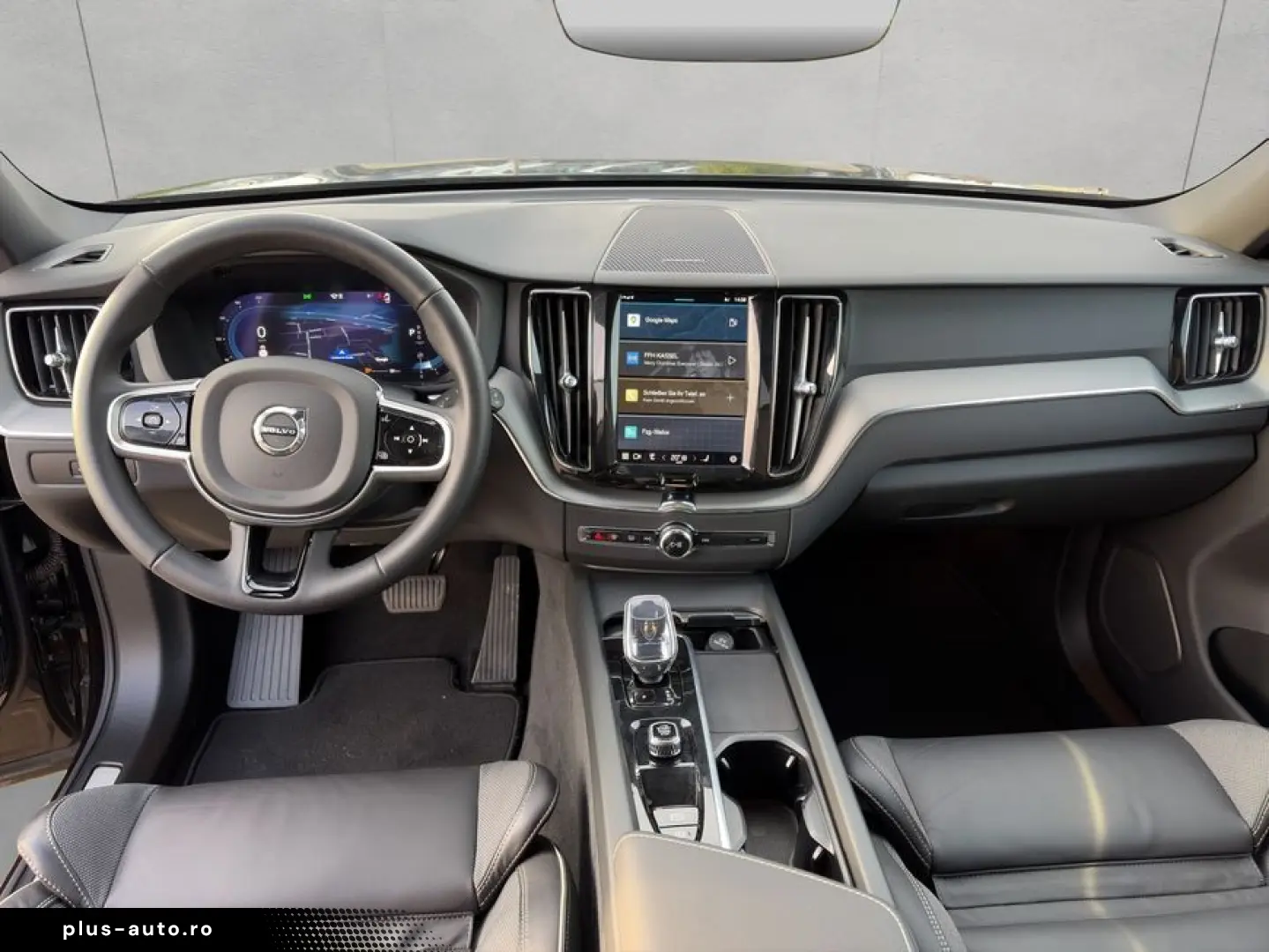 VOLVO XC60 B5 AWD Plus-Dark PilotAssist BLIS