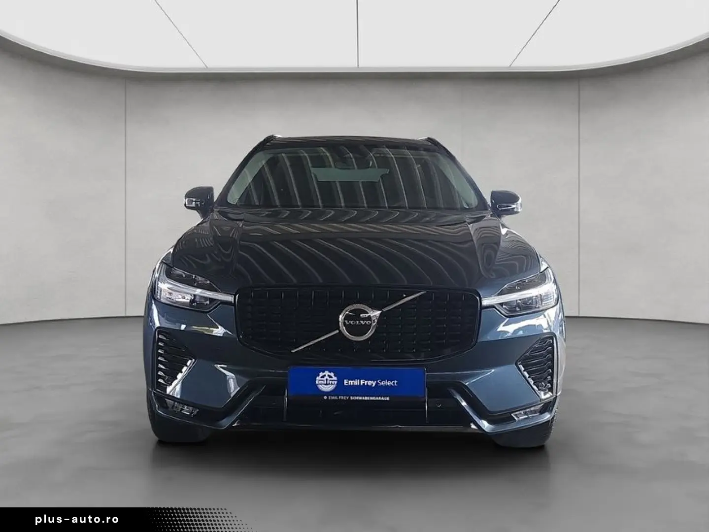 VOLVO XC60 B4 B Plus Dark