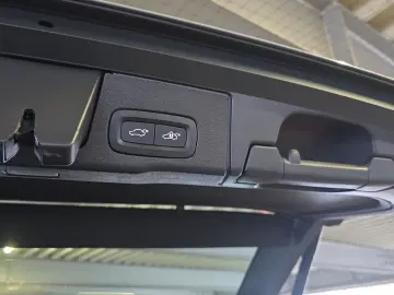 VOLVO XC60 B5 B AWD Core