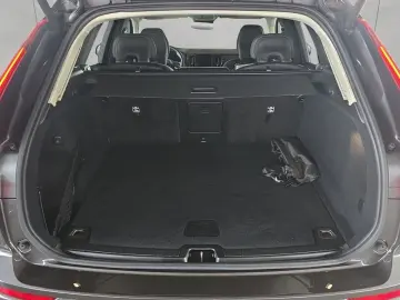 VOLVO XC60 B5 B AWD Core