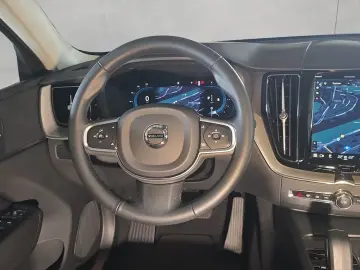 VOLVO XC60 B5 B AWD Core