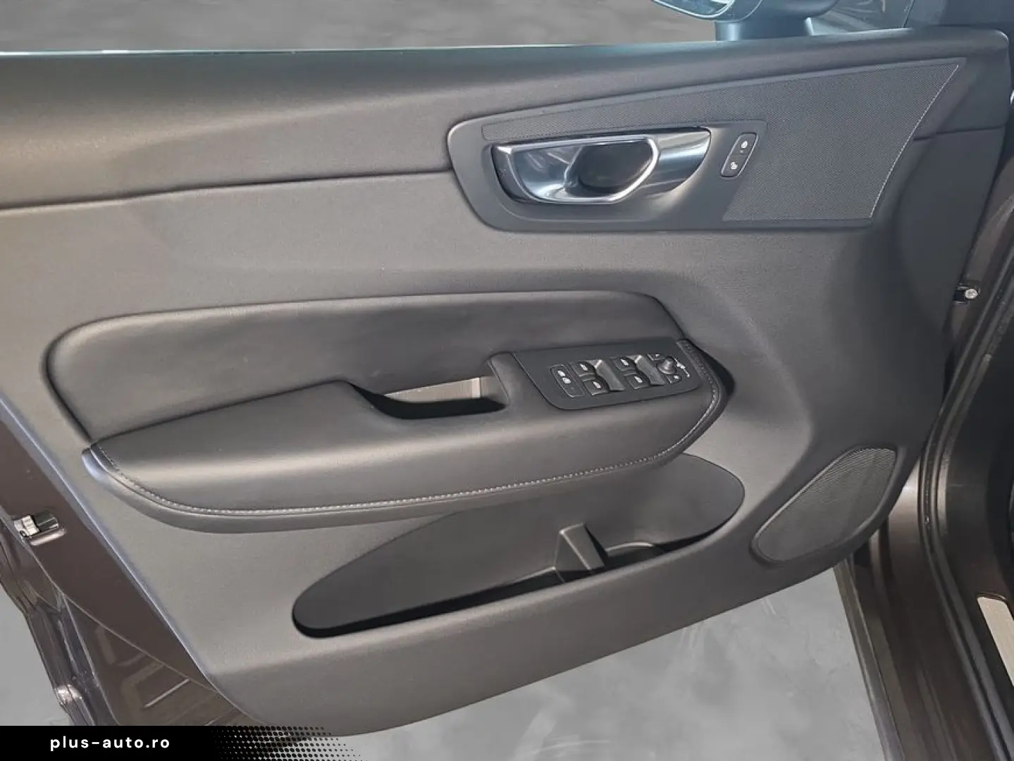 VOLVO XC60 B5 B AWD Core